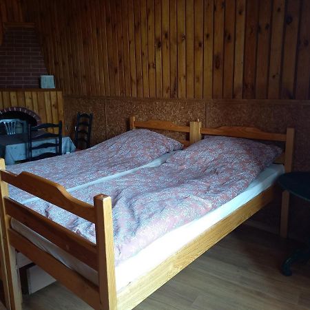 Pokój 4 osobowy w centrum Gdańska z aneksem kuchennym ROOMS TO LET Exterior foto